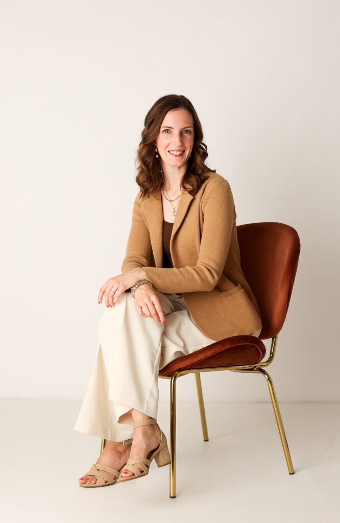 Sara Motes, Owner of Motes Design. Website Design and tech help pro